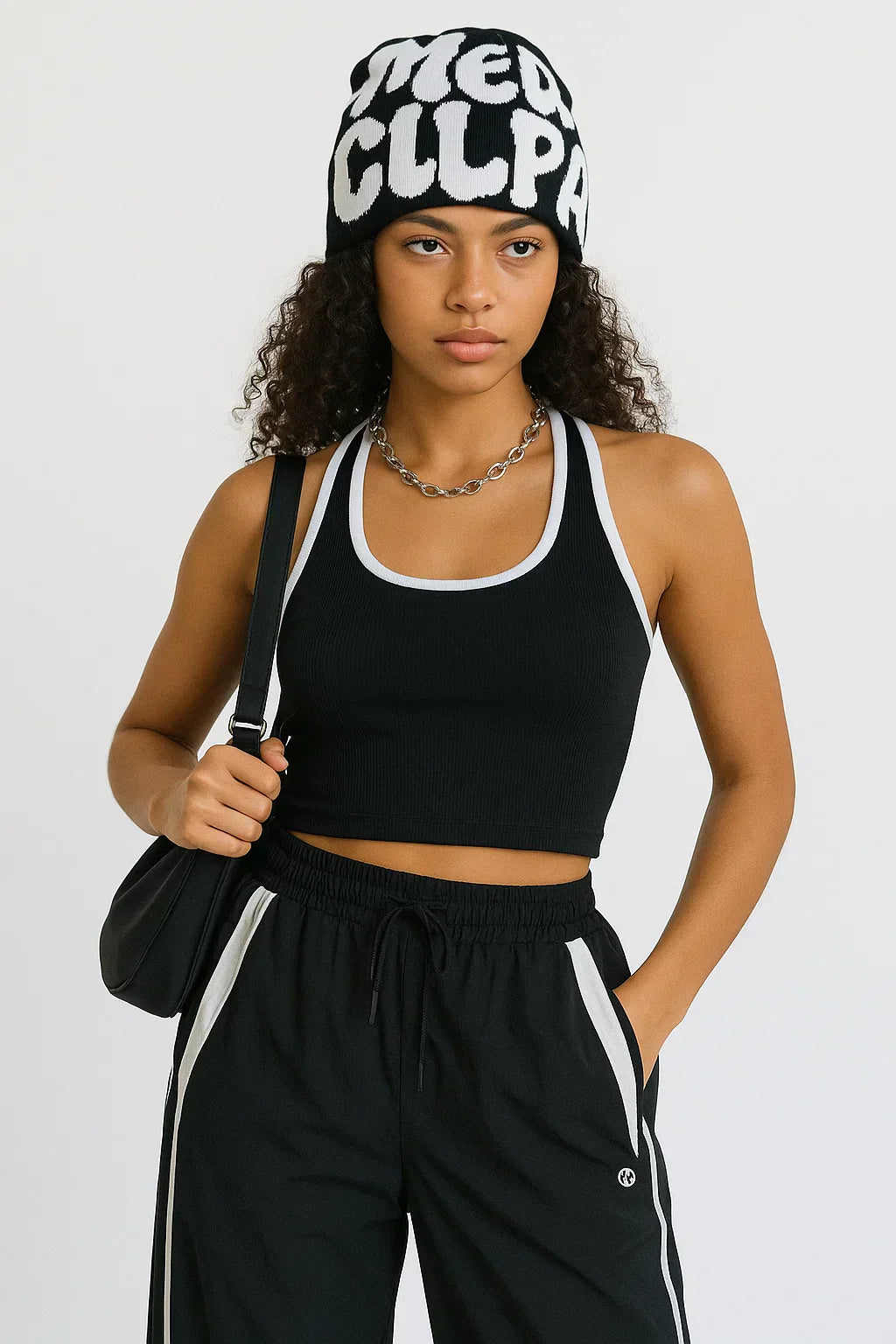 BLACK AND WHITE ATHLETIC OUTFIT Y2K STYLE FOR SPORTS AND FITNESS