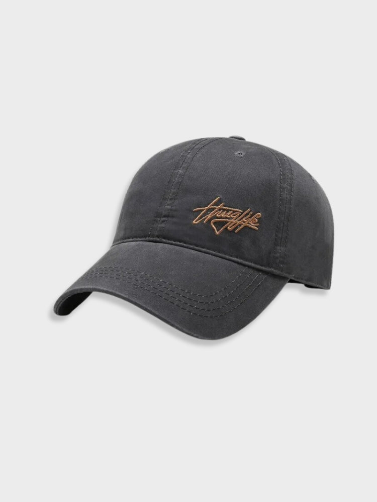 BLACK BASEBALL CAP WITH EMBROIDERED LOGO AND ADJUSTABLE STRAP FOR STREET STYLE