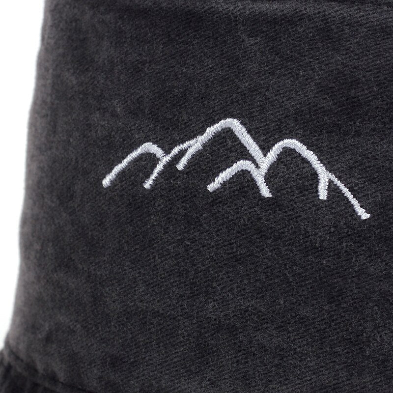 BLACK BUCKET HAT WITH MOUNTAIN EMBROIDERY - MOUNTAIN BUCKET HAT