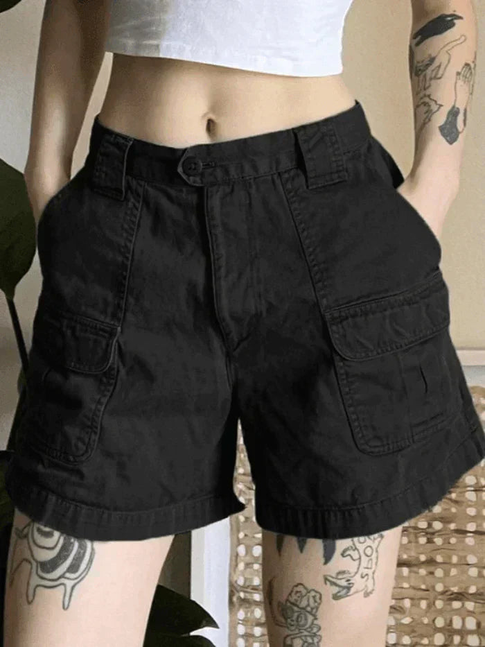 BLACK CARGO SHORTS FOR CASUAL SUMMER WEAR