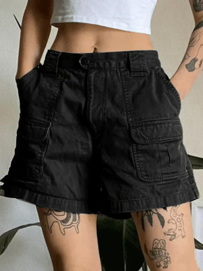 BLACK CARGO SHORTS FOR CASUAL SUMMER WEAR
