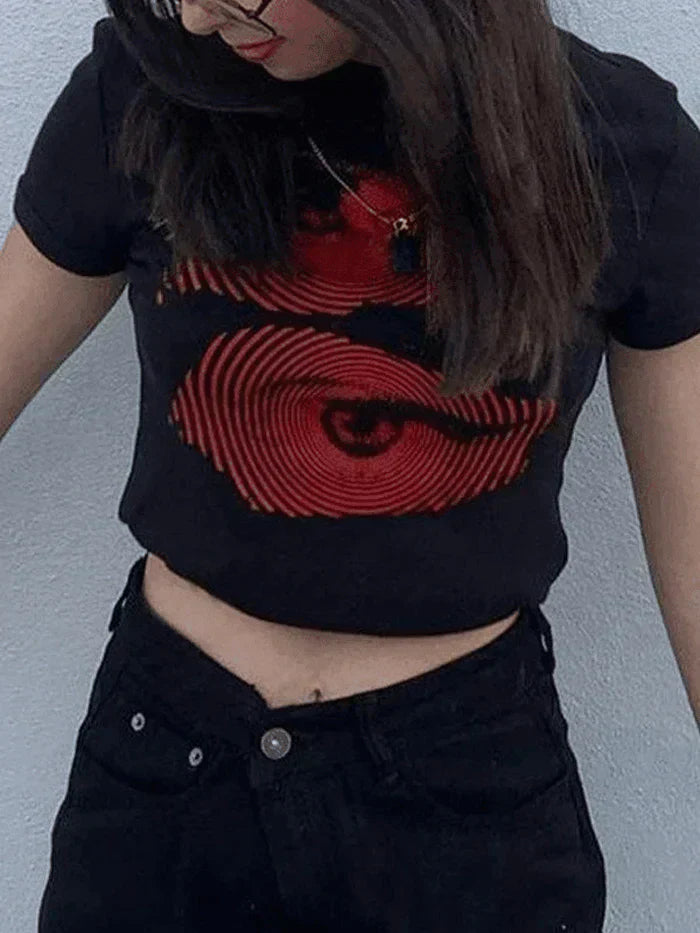 BLACK CROP TOP WITH RED EYE DESIGN - Y2K EYE PRINT GRAPHIC