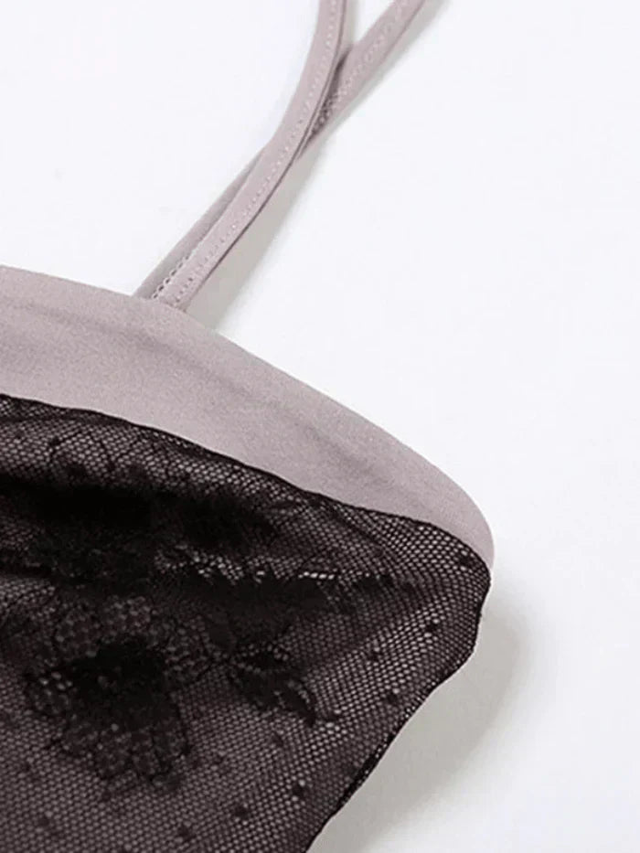 BLACK FLORAL LACE CAMISOLE WITH SLIM FIT AND SWEETHEART NECKLINE
