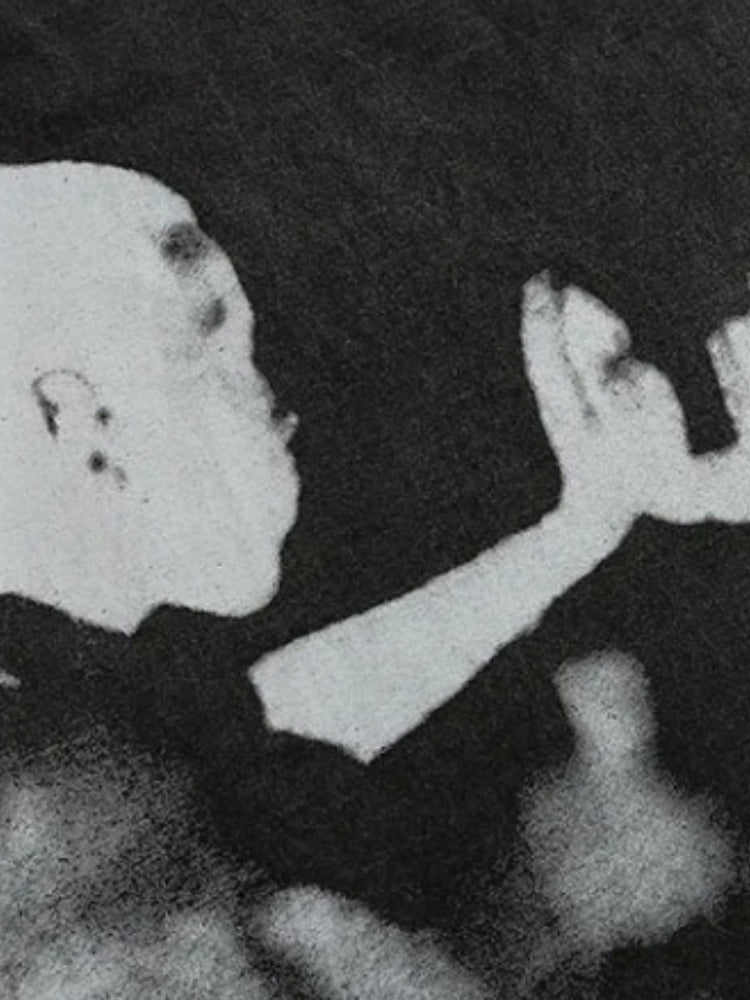 BLACK GRAPHIC T-SHIRT - REFLEXTION TEE