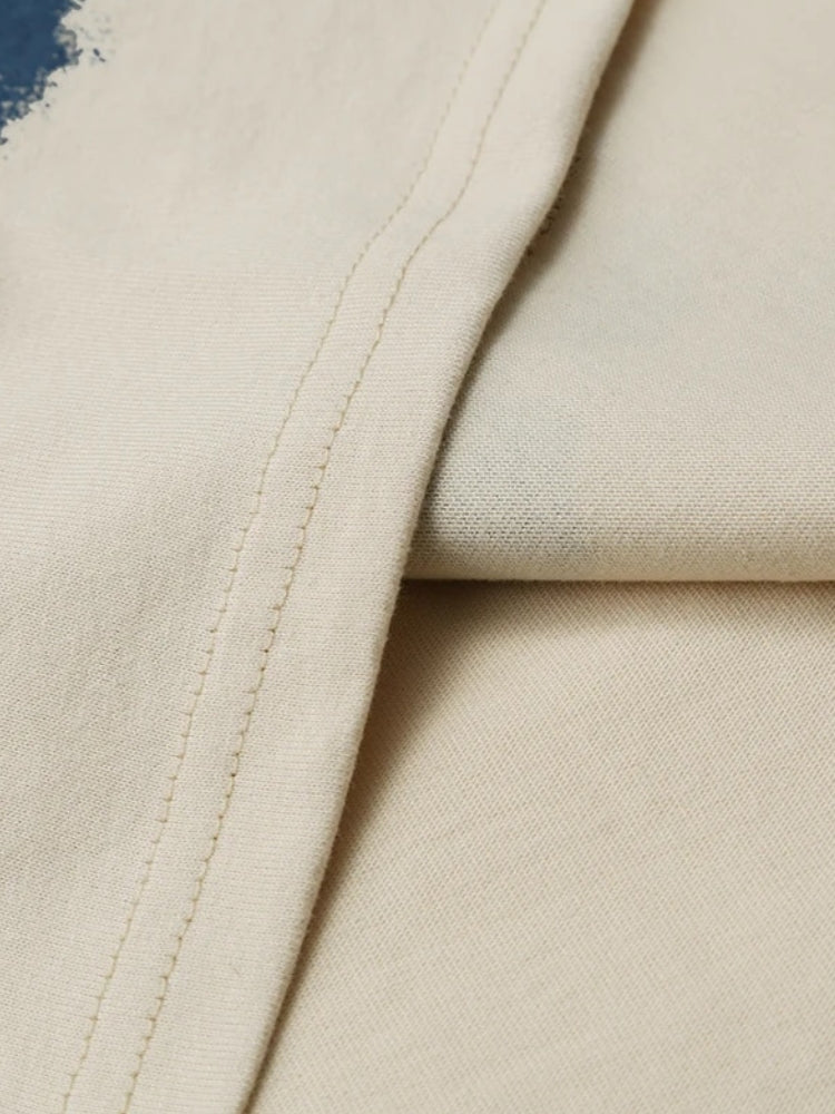 BLACK GRAPHIC T-SHIRT SHADOW TEE WITH MOISTURE-WICKING FABRIC