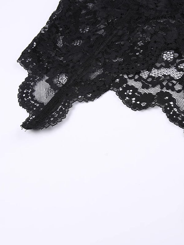 BLACK LACE CAMISOLE WITH SLIM FIT DESIGN