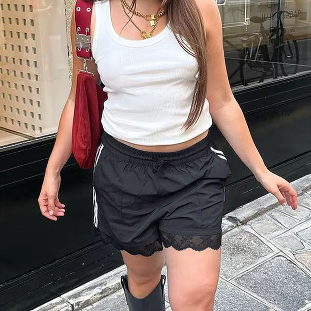BLACK LACE SHORTS MODERN ELEGANCE