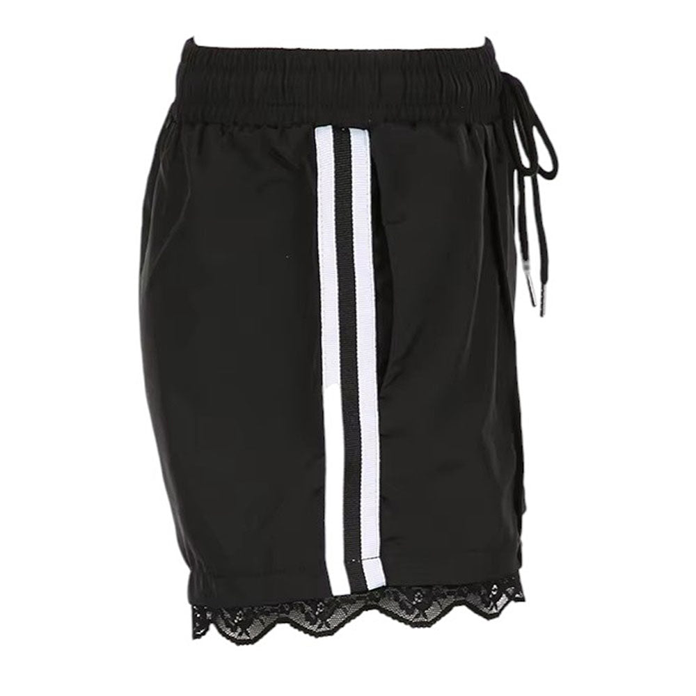 BLACK LACE SHORTS MODERN ELEGANCE