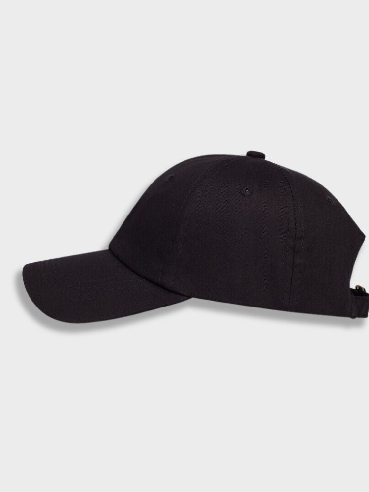 BLACK MUSIC CAP WITH MUSICAL NOTE AND BUILT-IN SPEAKERS