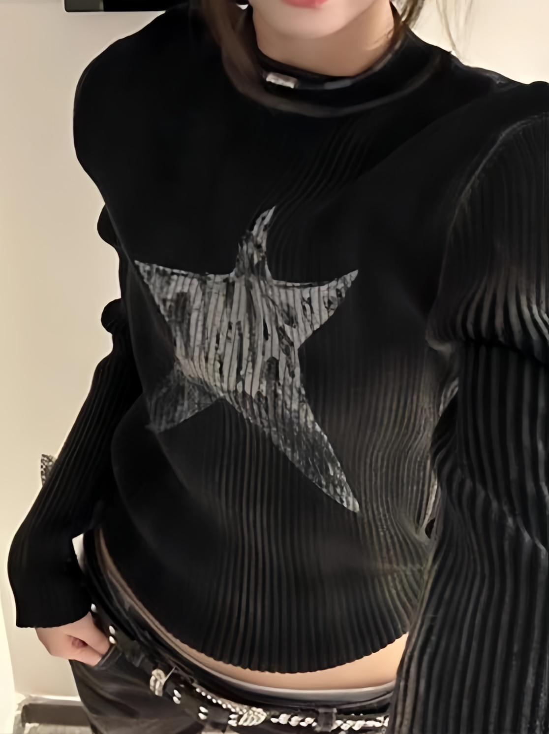 BLACK RIBBED LONG SLEEVE TOP WITH STAR DESIGN SLIM RIB LONG
