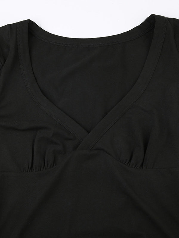 BLACK V-NECK CROP TOP Y2K SLIM FIT SHORT SLEEVE DESIGN