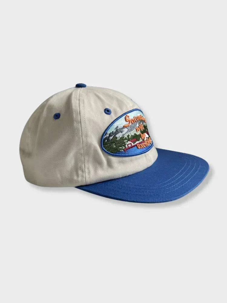 BLUE-BRIMMED BASEBALL CAP WITH EMBROIDERED PATCH - CASQUETTE UNISEXE COTON STREETWEAR