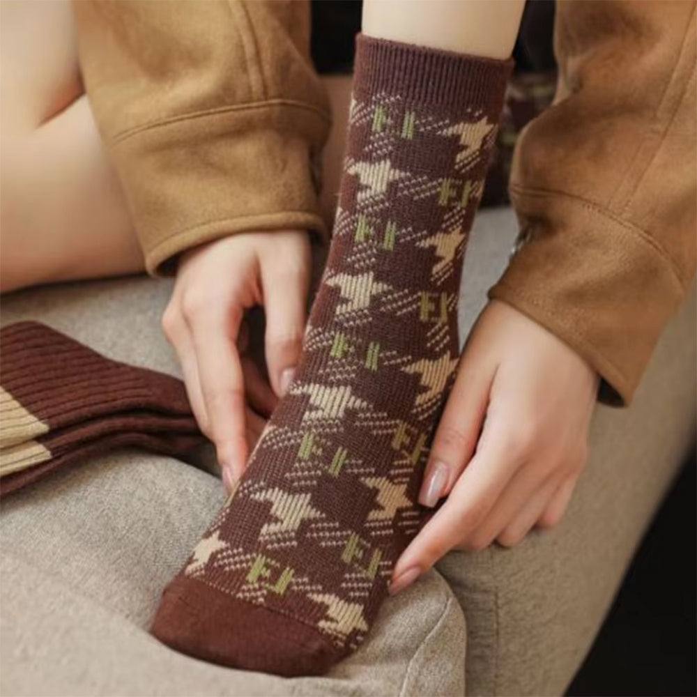 BROWN PATTERNED COZY SOCKS FREE SIZE FOUR PACK