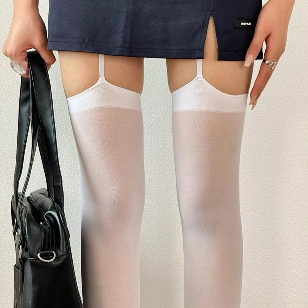 BROWN SATCHEL HANDBAG WITH VISUAL ILLUSION TIGHTS