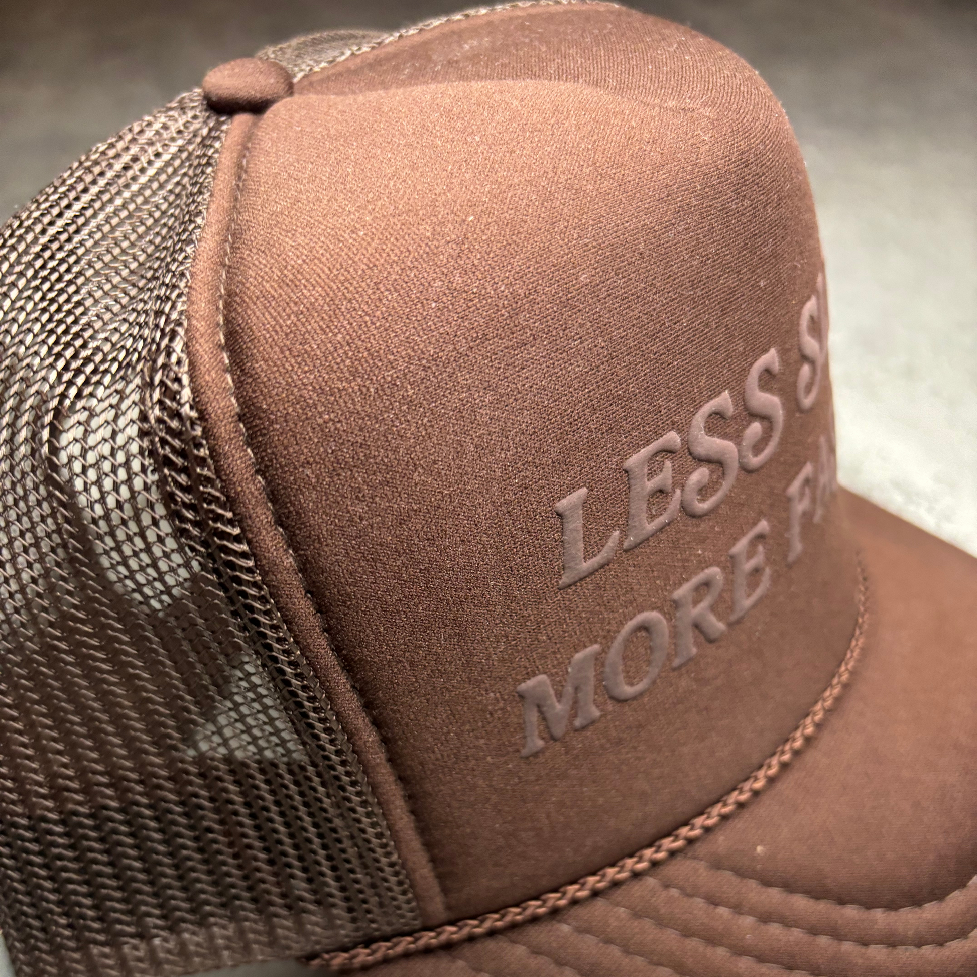 BROWN TRUCKER HAT - LIMITIERTE TRUCKER CAP