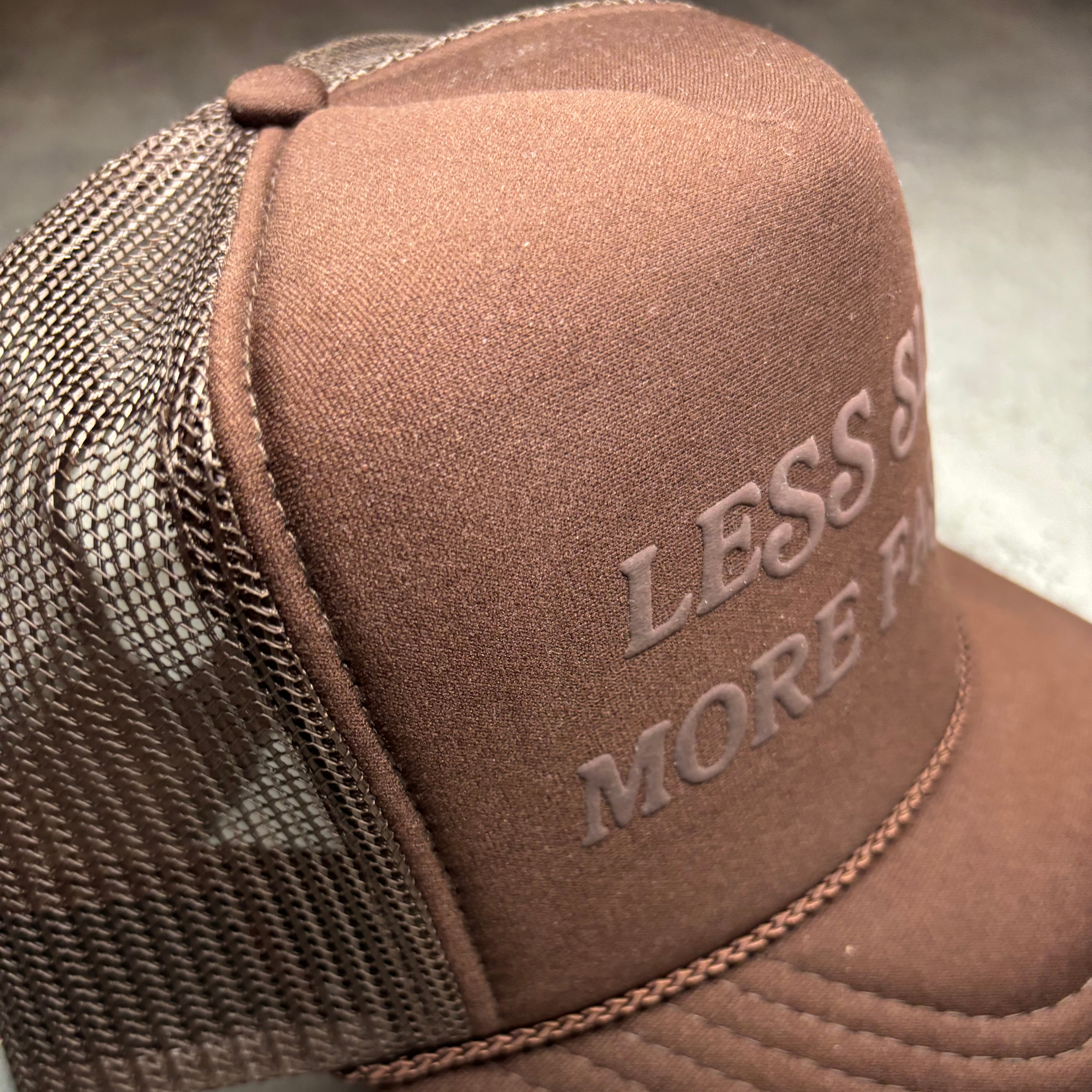 BROWN TRUCKER HAT - LIMITIERTE TRUCKER CAP