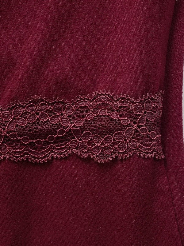 BURGUNDY LACE-TRIMMED TANK TOP WITH DELICATE LACE SQUARE NECKLINE