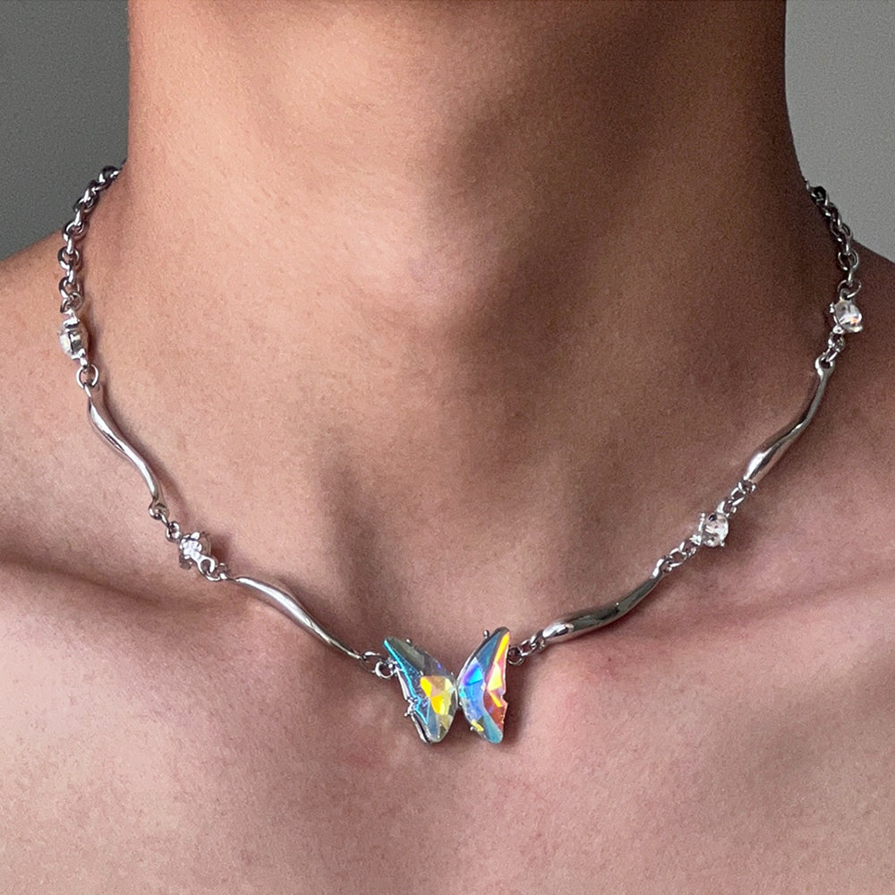 BUTTERFLY NECKLACE ENCHANTED REFLECTION BUTTERFLY PENDANT