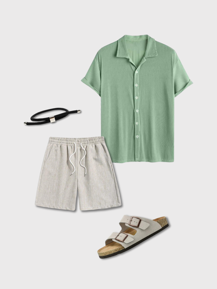 CASUAL SUMMER OUTFIT SET - PERFECT FIT MONEY BLOUSE AND SHORTS