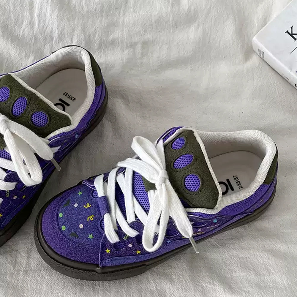CELESTIAL SKATER SNEAKERS VIBRANT PURPLE STAR PATTERN