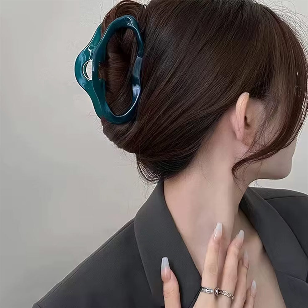 CLOUD HAIR CLIP EVERYDAY WEAR MINIMALIST CLOUD SHAPED