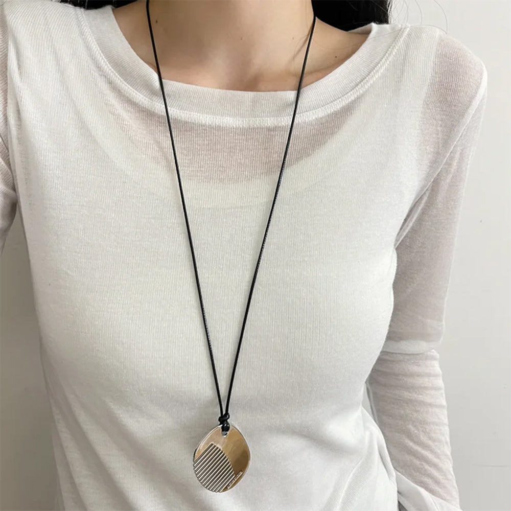 COMB CHARM PENDANT NECKLACE EDGY ACCESSORY