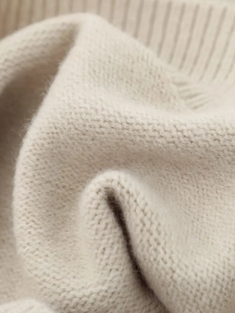 CREAM KNIT SWEATER WITH GOTHIC LETTERING - MENS SIZING RECOMMENDATION