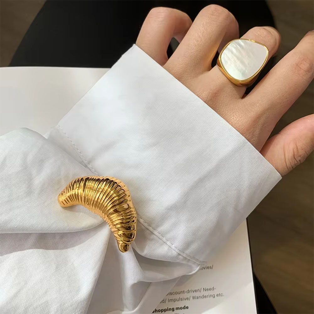 CROISSANT EARRINGS HIGH-QUALITY ZINC ALLOY JEWELRY