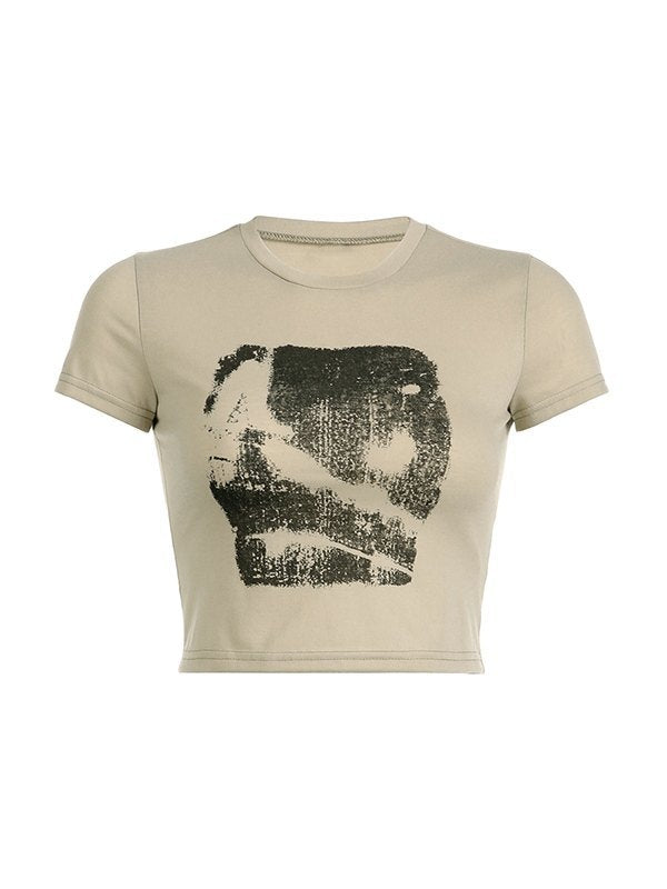 CROPPED GRAPHIC TEE WITH NECKLACE - SHORT SLEEVE SOFT COTTON DESIGN