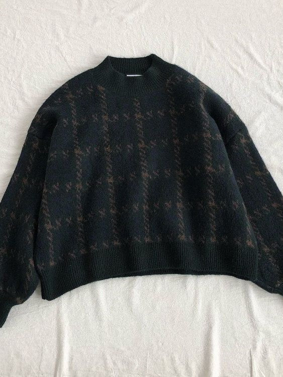 DARK GREEN PATTERNED SWEATER WITH STAND-UP COLLAR AND LONG SLEEVES