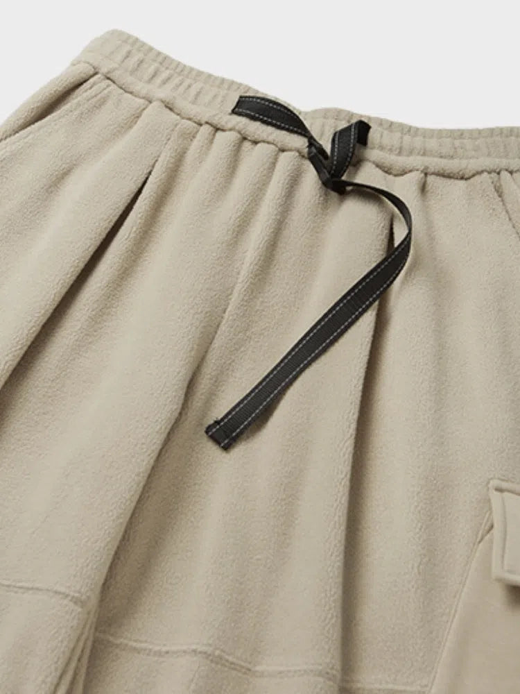 BLACK CARGO PANTS WITH FLEECE TRACK JOGGERS DESIGN FOR VERSATILE STYLE