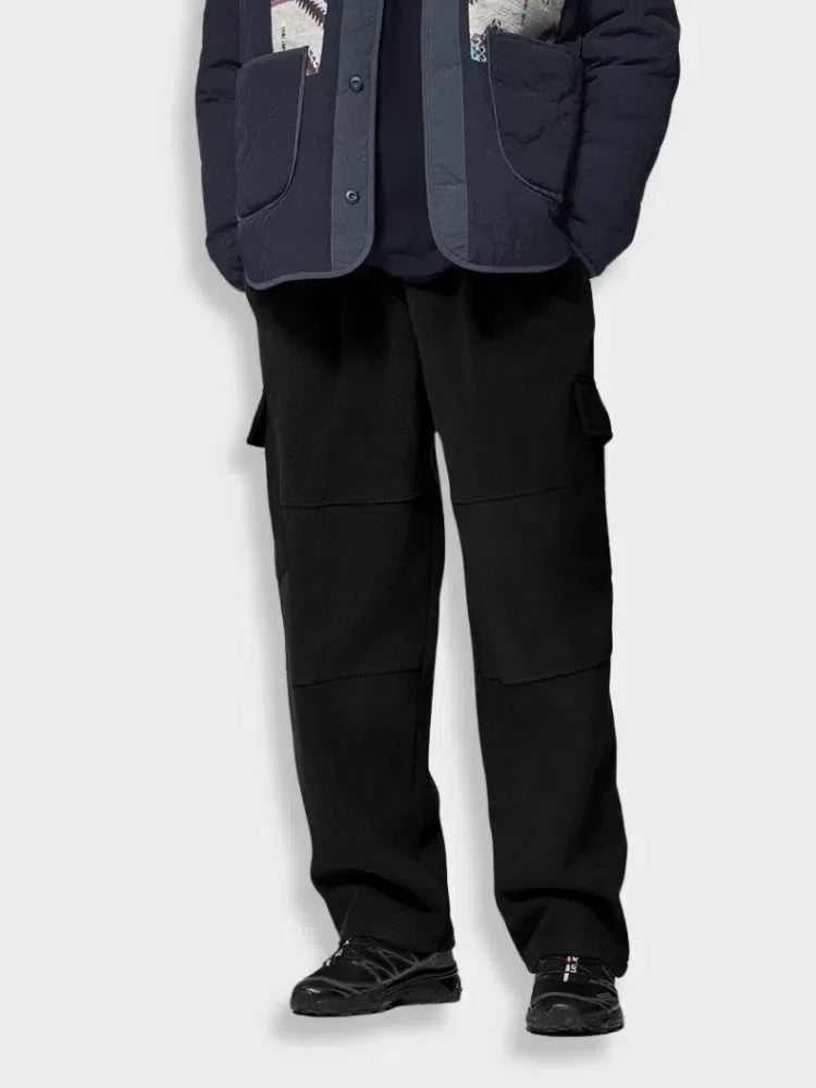 BLACK CARGO PANTS WITH FLEECE TRACK JOGGERS DESIGN FOR VERSATILE STYLE