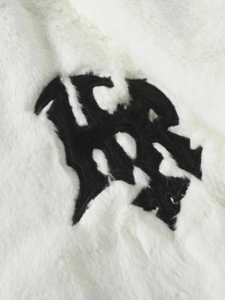 WHITE FLEECE JACKET WITH BLACK EMBLEM URBAN STYLE FUZZY FLEECE