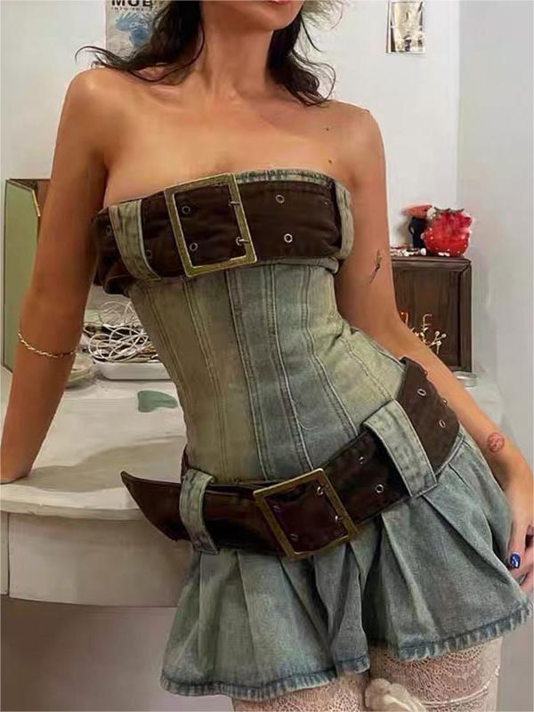 DENIM MINI DRESS WITH NARROW BELT ACCENTS FOR A STRAPLESS LOOK