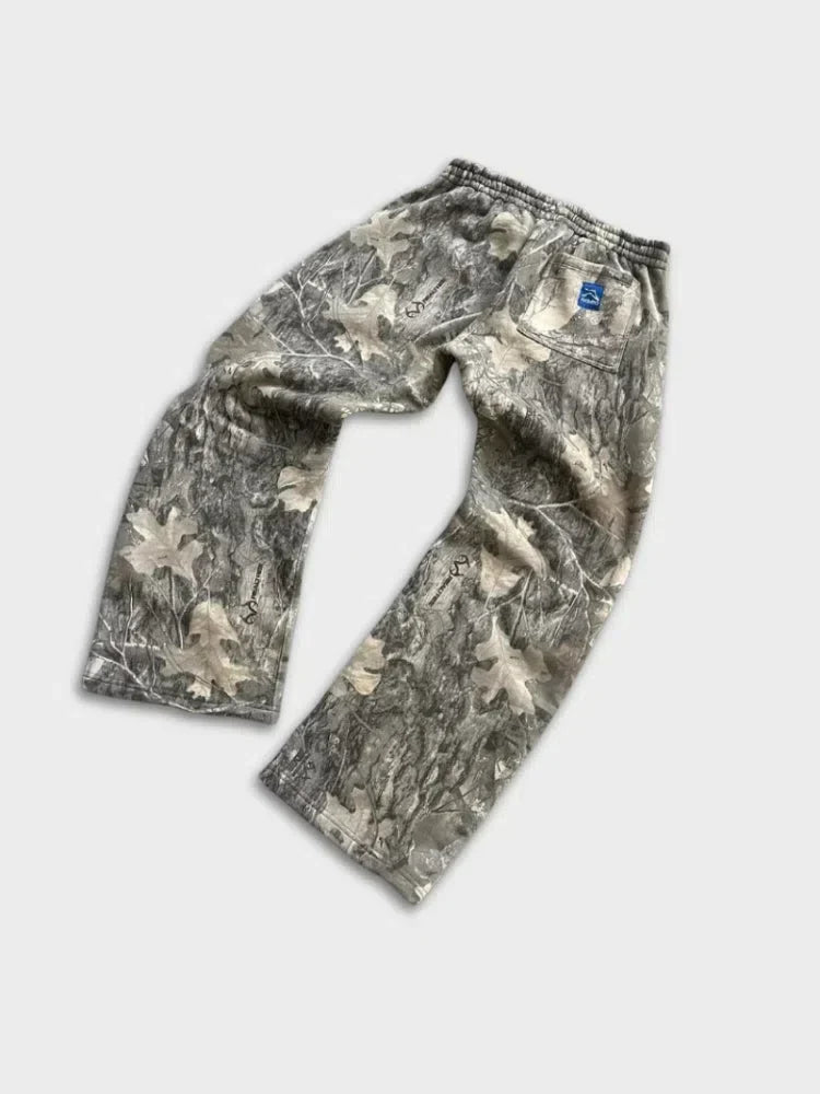 CAMOUFLAGE PRINT JOGGERS GRAPHIC JOGGERS