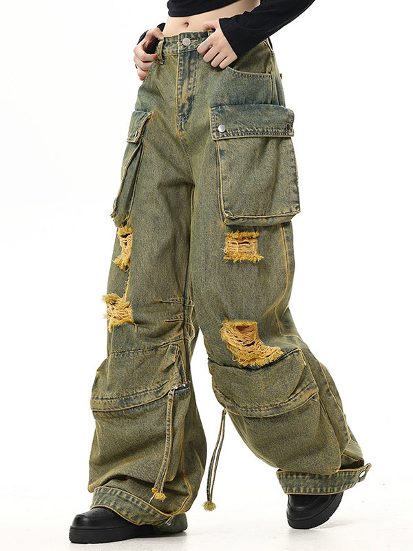DISTRESSED BAGGY CARGO JEANS WITH WASHED FINISH