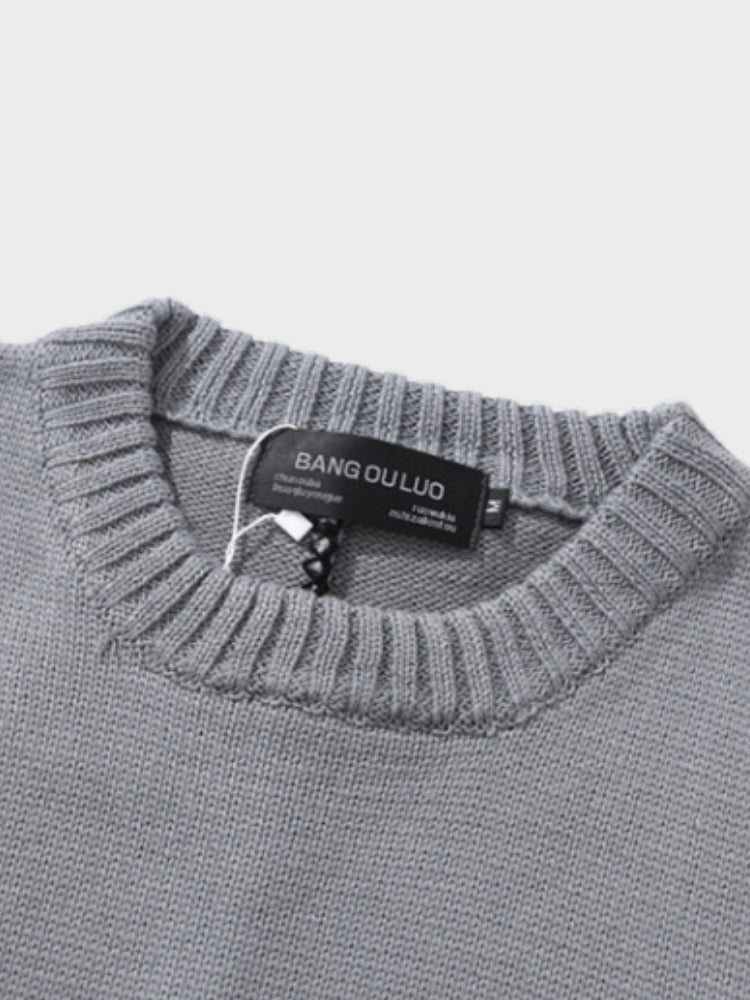 DISTRESSED SWEATER WITH SPRAY PAINT DESIGN FOR EVERYDAY WEAR