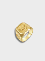 EAGLE DESIGN GOLD SIGNET RING WITH INTRICATE DETAILS