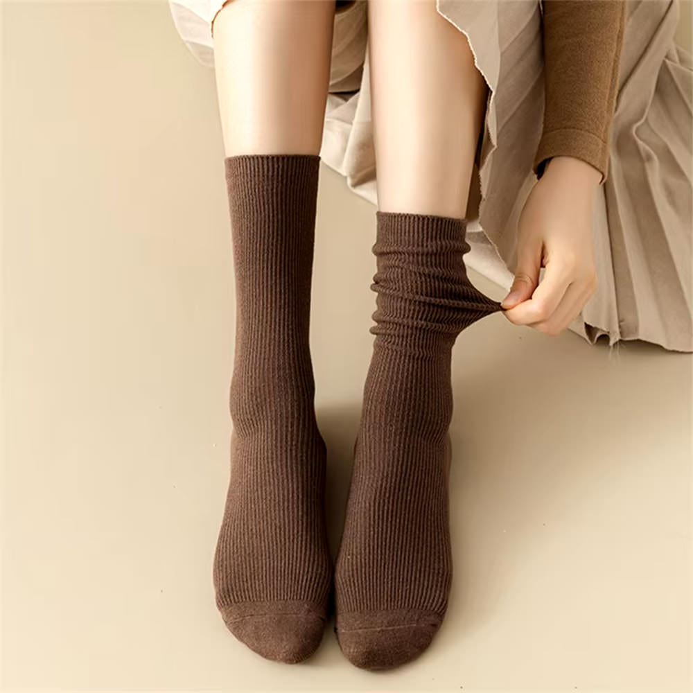 EARTH TONE RIBBED CREW SOCKS