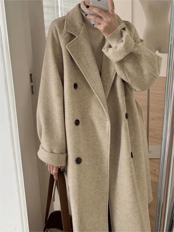 ELEGANT OVERSIZE LONG COAT IN BEIGE DOUBLE-BREASTED DESIGN