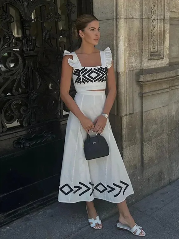 Fashionable sleeveless wavy edge printed vest and skirt suit - White / S