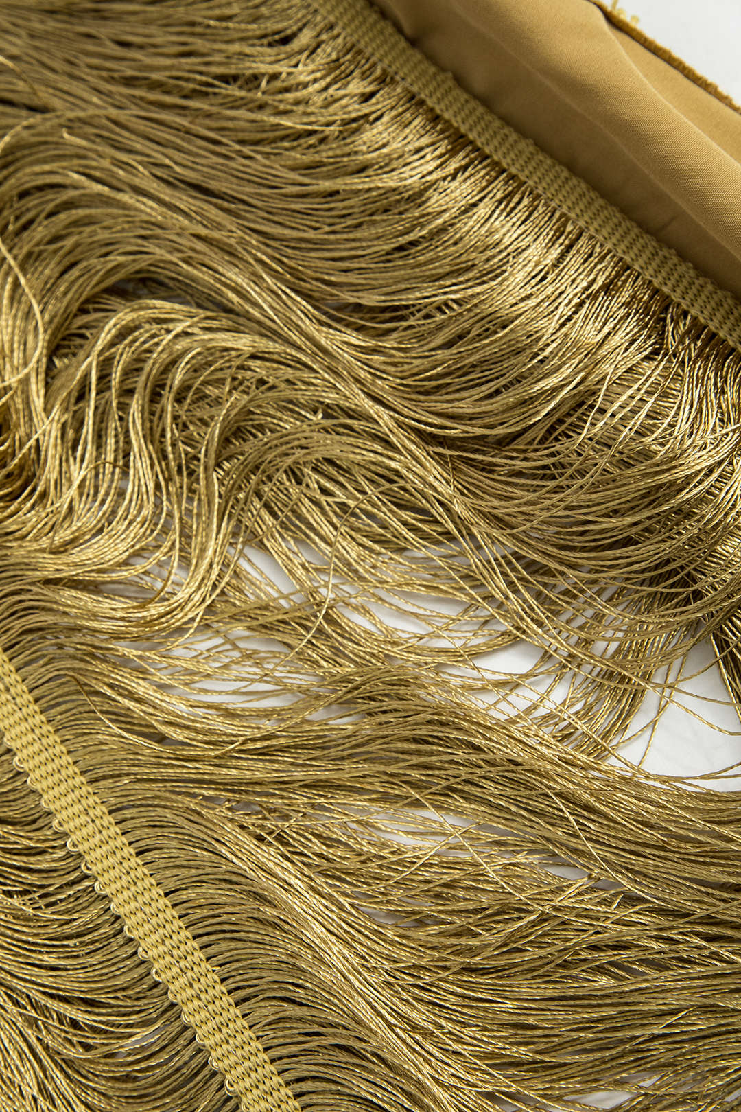 GOLD FRINGE EVENING GOWN WITH SLIT MIDI STYLE