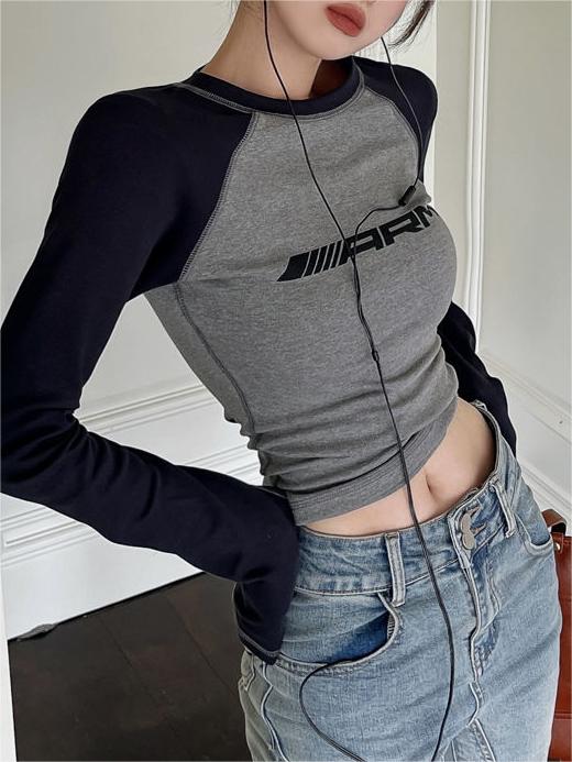 GRAY AND BLACK LONG-SLEEVED CROP TOP WITH TRENDY CREW NECK