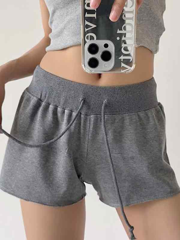 GRAY DRAWSTRING SHORTS FOR CASUAL STREET STYLE