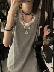 GRAY LAYERED NECKLACE TANK TOP WITH VINTAGE-INSPIRED SLEEVELESS CUT