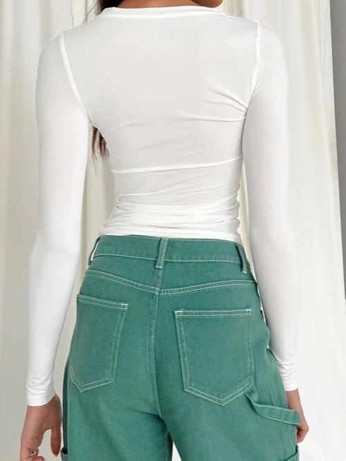 GRAY LONG-SLEEVE FITTED TOP FOR EVERYDAY WEAR AND Y2K STYLE