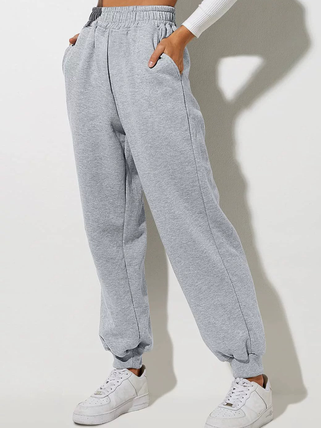 GRAY LOOSE CUT SWEATPANTS WITH POCKETS - VERSATILE LOOSE CUT DESIGN