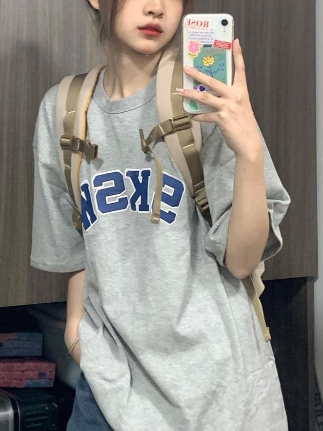 GRAY OVERSIZED T-SHIRT WITH BLUE LETTERING AND VINTAGE PRINT