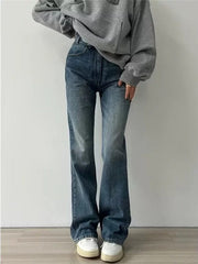 GRAY SWEATSHIRT AND BLUE JEANS OUTFIT - BLUE VINTAGE VERSATILE LOOK