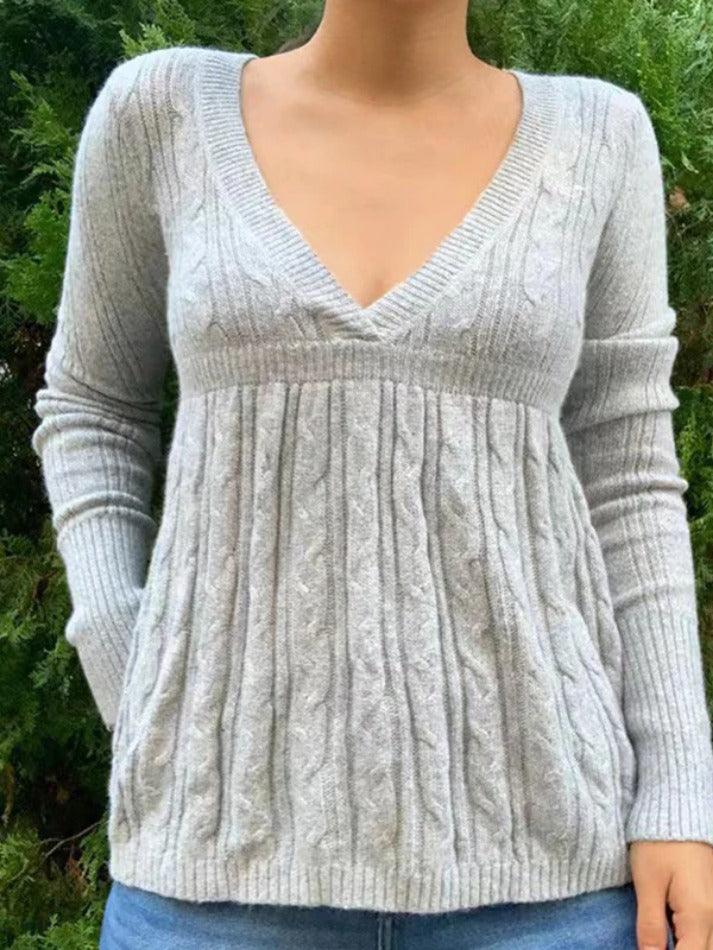 GRAY V-NECK SWEATER WITH TIMELESS CROCHET DETAILS